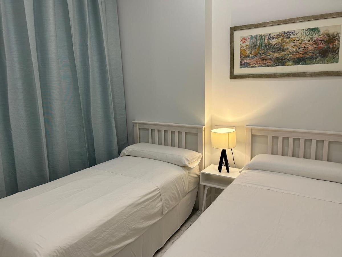 Olavide Premium Apartments Севиля Екстериор снимка